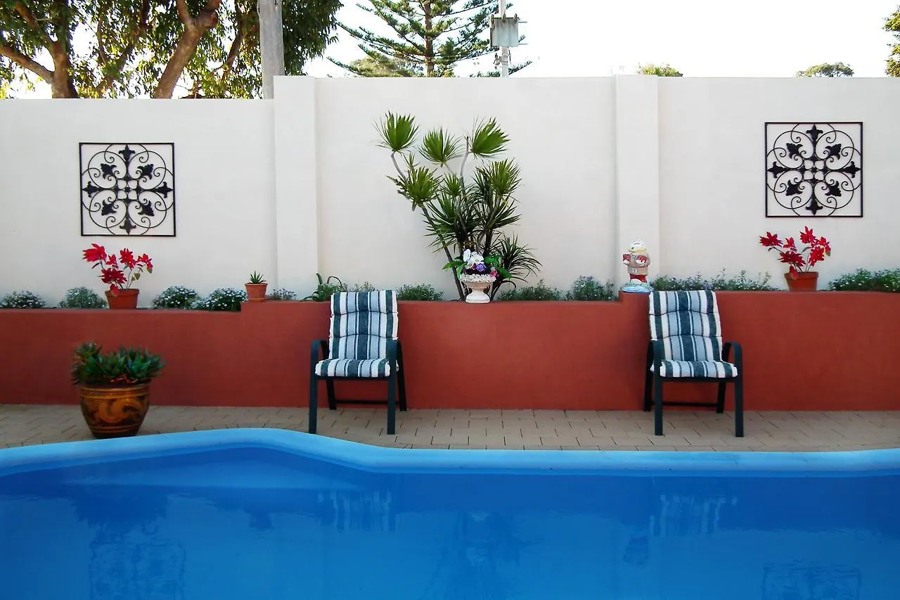 The Spanish Guesthouse For Rooms Only Perth Bed & Breakfast