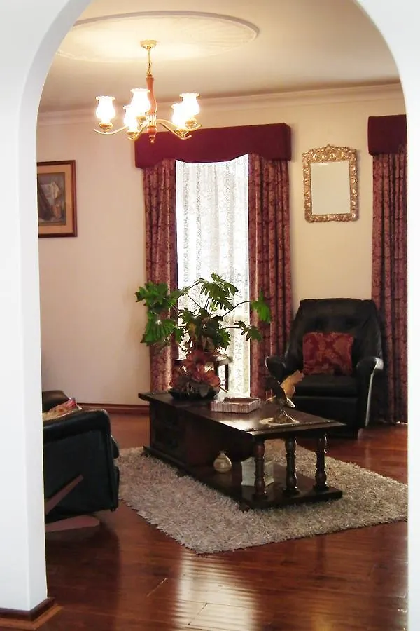 The Spanish Guesthouse For Rooms Only Perth 3*,